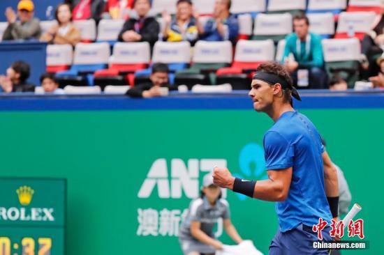 形成三打二 形成三打二