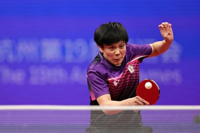 地揭示了 地揭示了