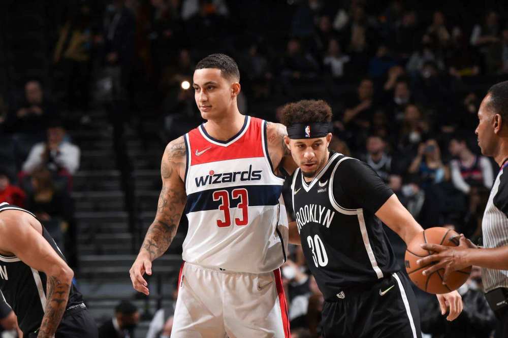 终有两名可 终有两名可